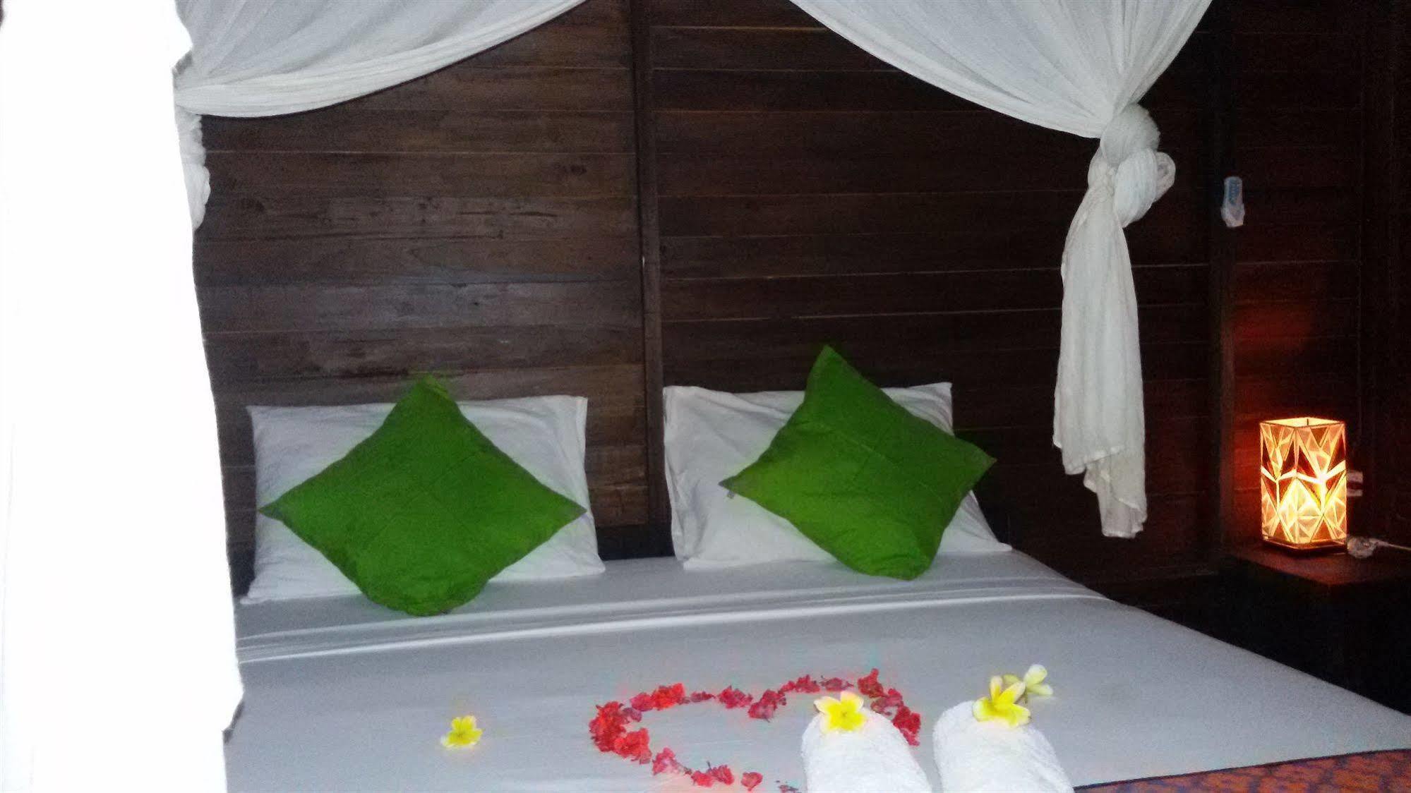 Mosaix Gili Bungalows Gili Trawangan Exteriér fotografie